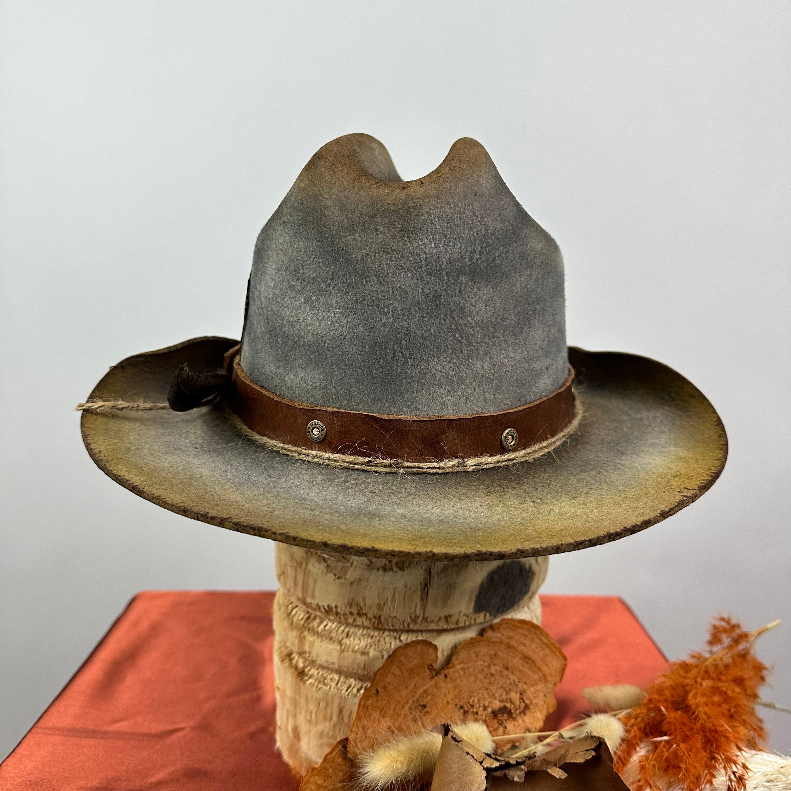 Short Brim Gray Western